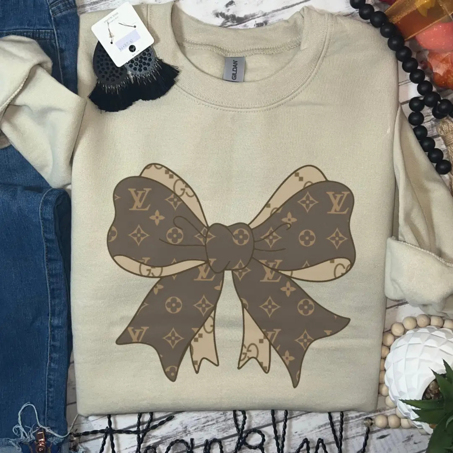 fashion bow sweatshirt, bow sweatshirt, designer inspired bow sweatshirt, designer inspired design, boutique style, boutique fashion, statement sweatshirt