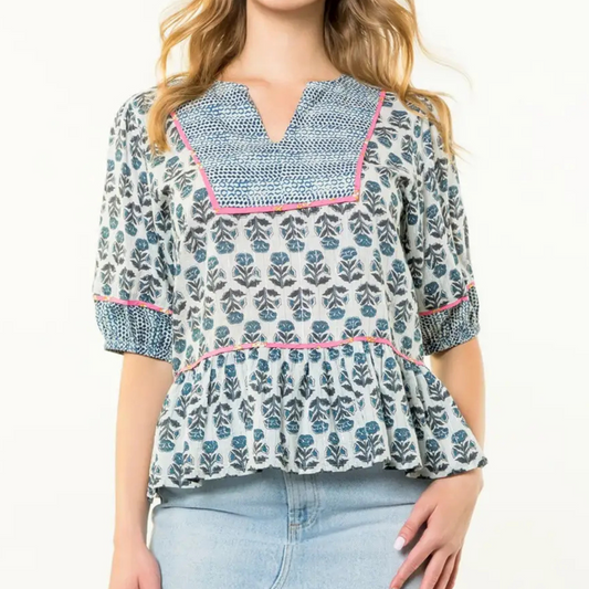 puff sleeve contrast print top, women’s puff sleeve blouse, contrast print blouse, puff sleeve casual top, puff sleeve patterned top, THML style, THML top