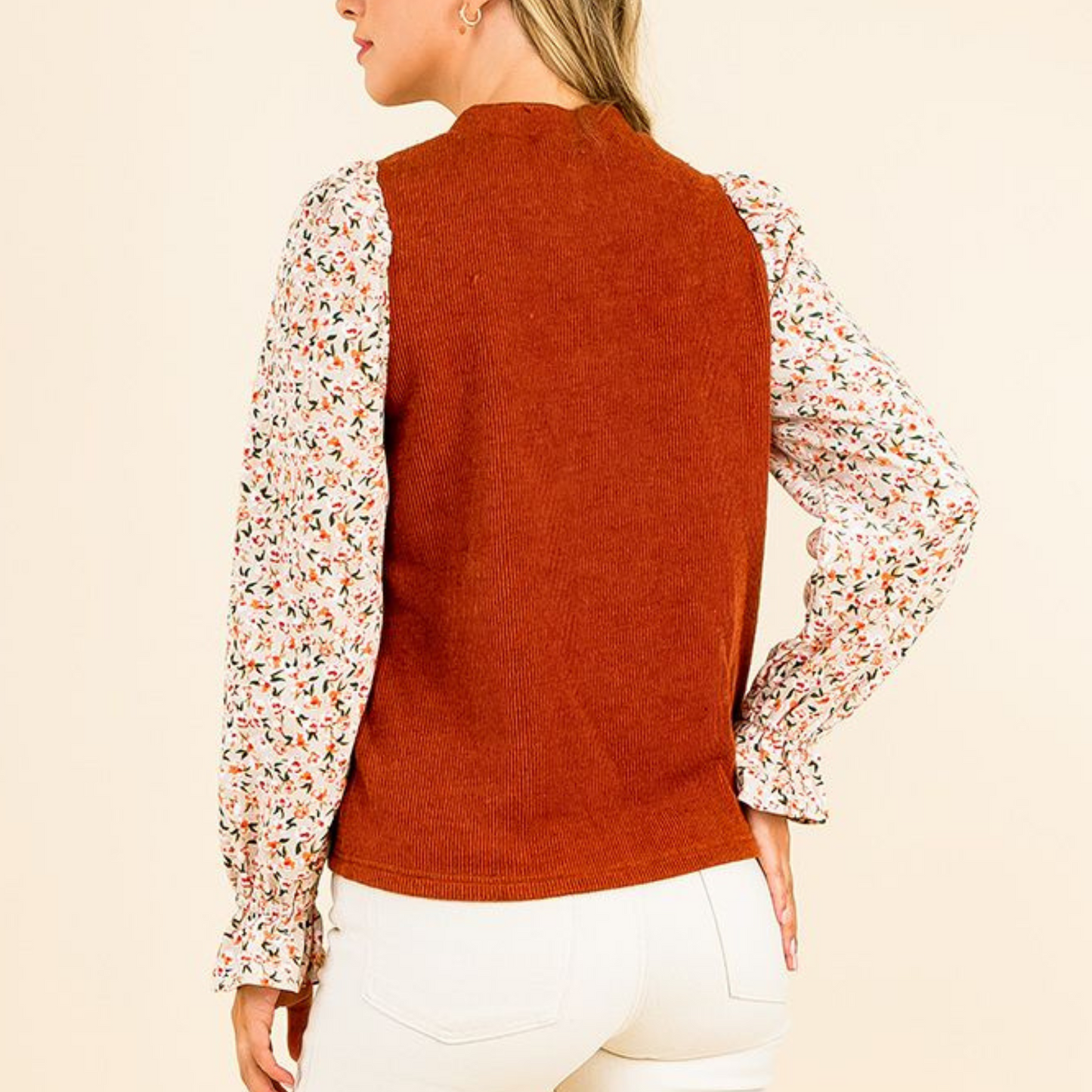Flower Sleeve Knit Top
