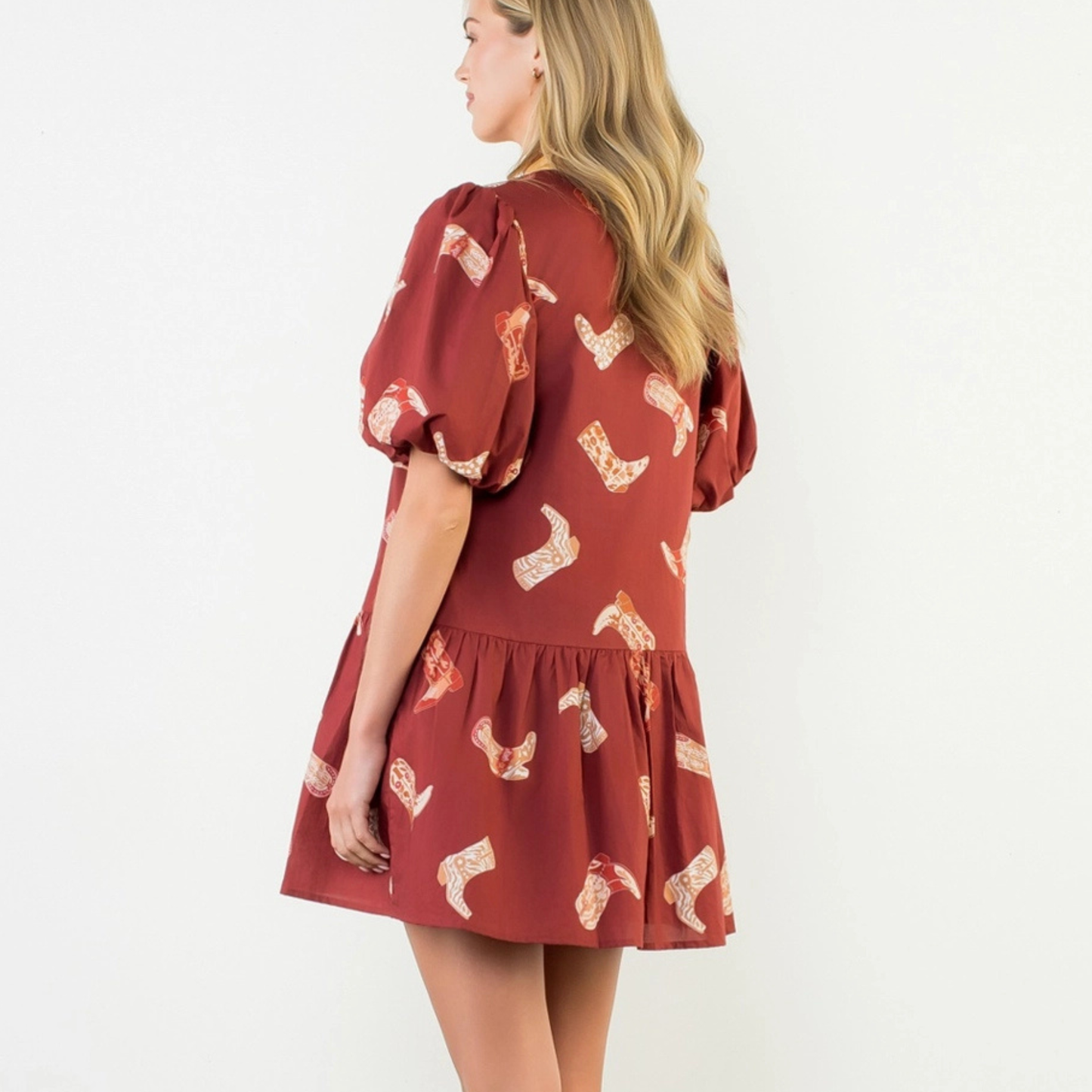 concert outfit dress, country concert dress, western print cotton dress, puff sleeve western dress, rodeo outfit women, boutique concert outfit, cute country outfit, concert outfit dress with pockets, Nashville trips dress