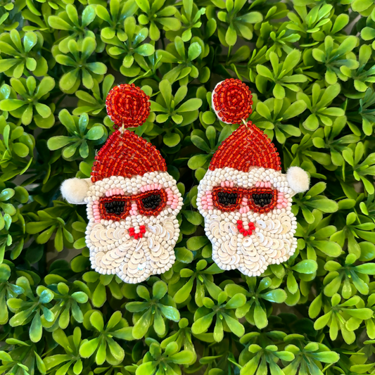 Chill Santa holiday earrings, Santa holiday earrings, Santa earrings, holiday earrings, beaded earrings, earrings 